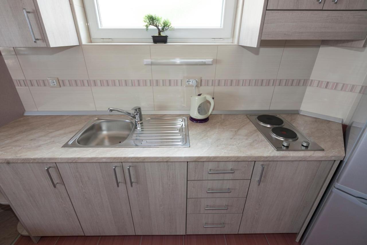 Apartmani Iva Tučepi Εξωτερικό φωτογραφία