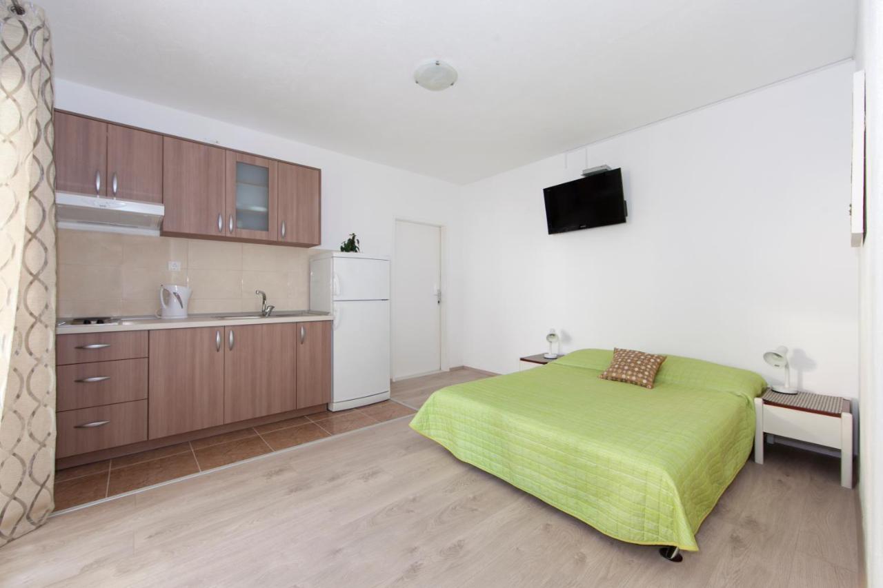 Apartmani Iva Tučepi Εξωτερικό φωτογραφία