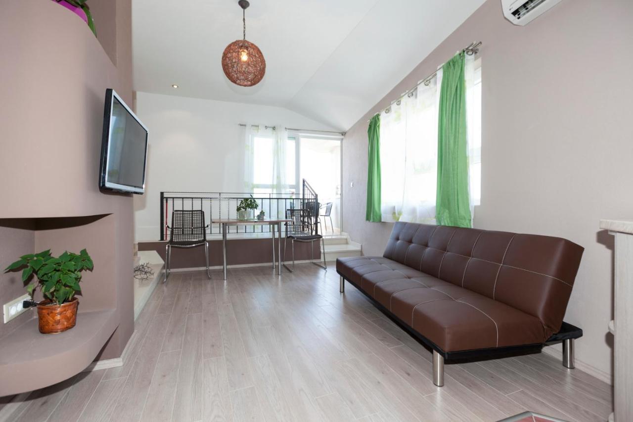 Apartmani Iva Tučepi Εξωτερικό φωτογραφία